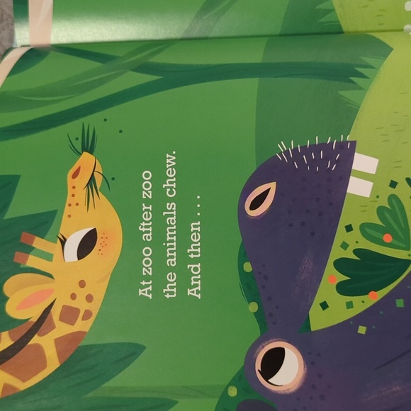 WHAT DO THEY DO WITH ALL THAT POO? 💩💩💩 - Picture 5 of 9